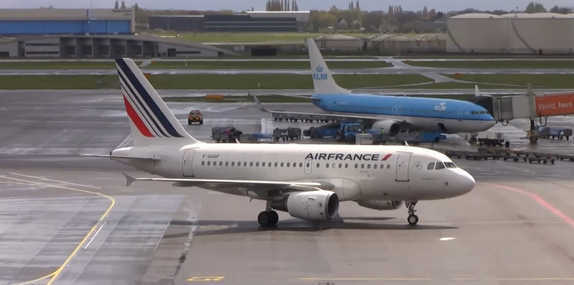 af-klm-sees-its-profits-fall-again