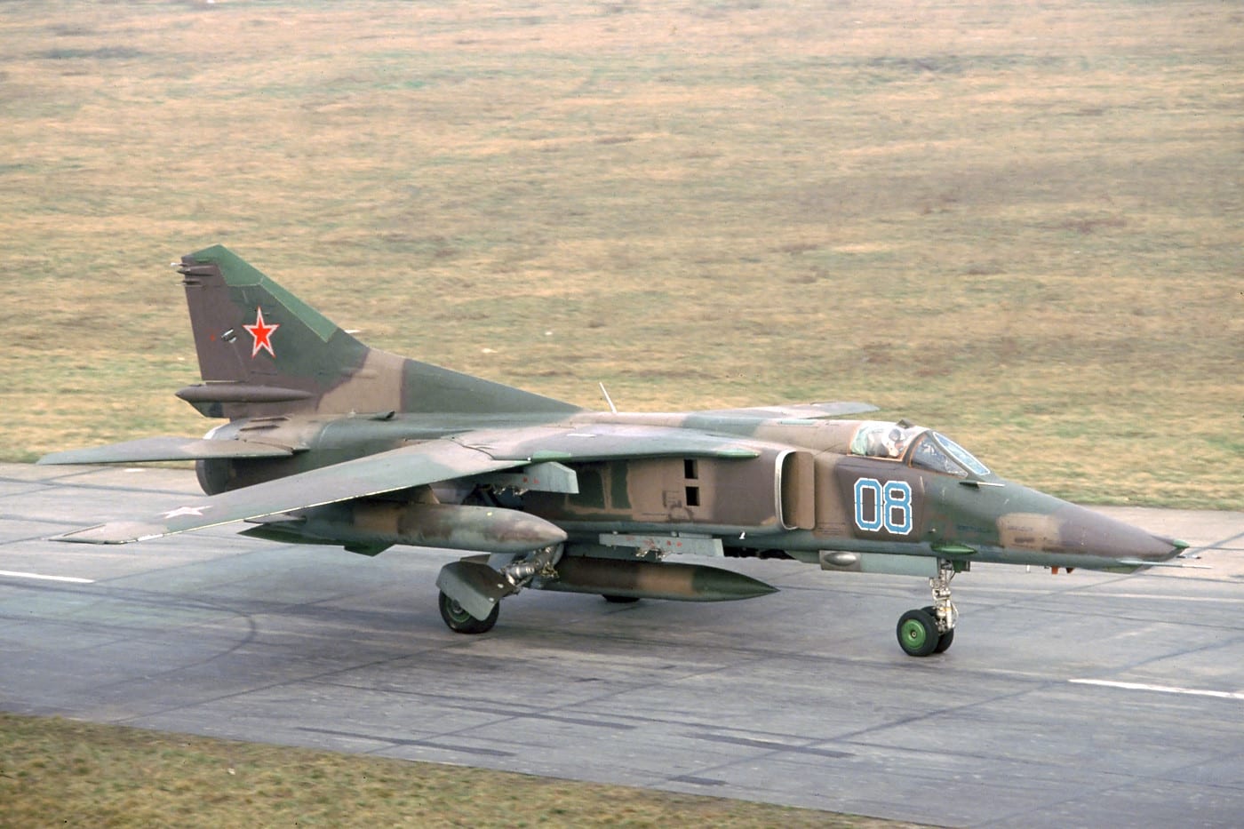 fast-movers-flogger-mig-27