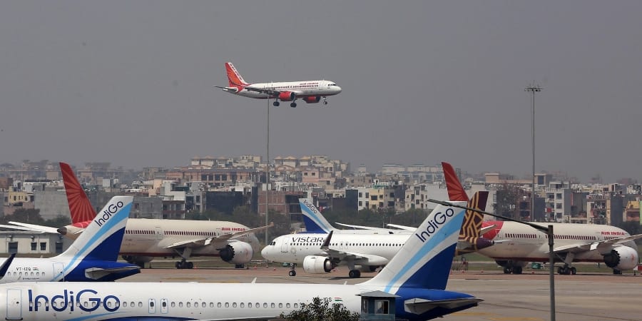 airlines-in-india-reopen-flight-bookings-amid-lockdown