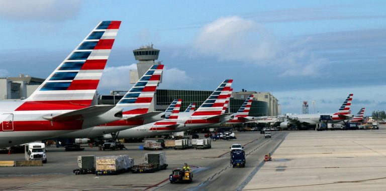 American Airlines Seeks Boeing’s Help to Avoid MAX Cancellations