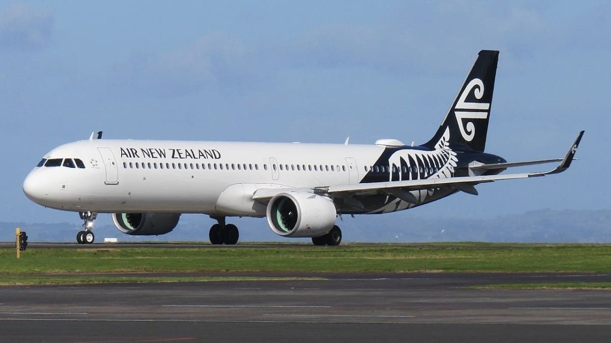 air-new-zealand-a320-diverts-to-christchurch-after-suffering-a-lightning-strike