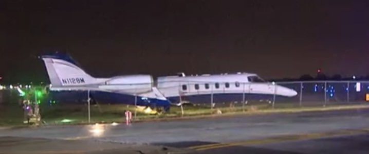 business-jet-slid-off-runway-at-chicago-executive-airport