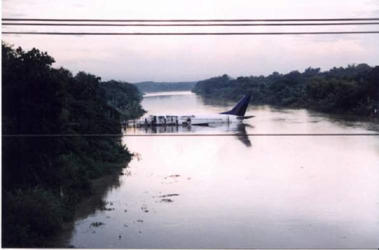 Garuda Indonesia Flight 421 – Water Ditching Success