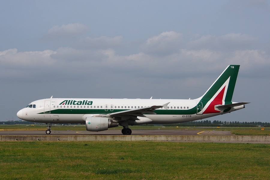 Tail strike – Alitalia A320 Has Close Call On Take-Off!