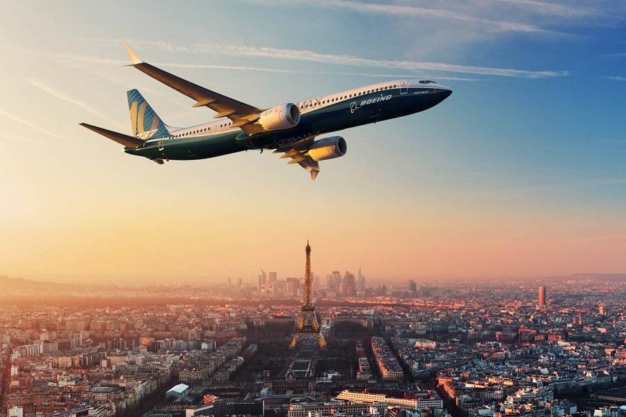 Boeing 737 MAX-10 Makes Its Maiden Flight!
