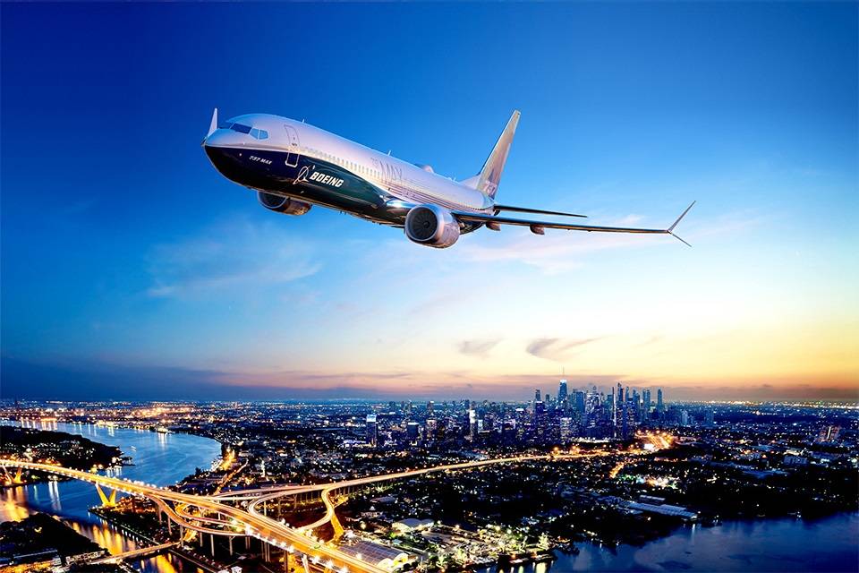 Boeing 737 MAX-10 Makes Its Maiden Flight!