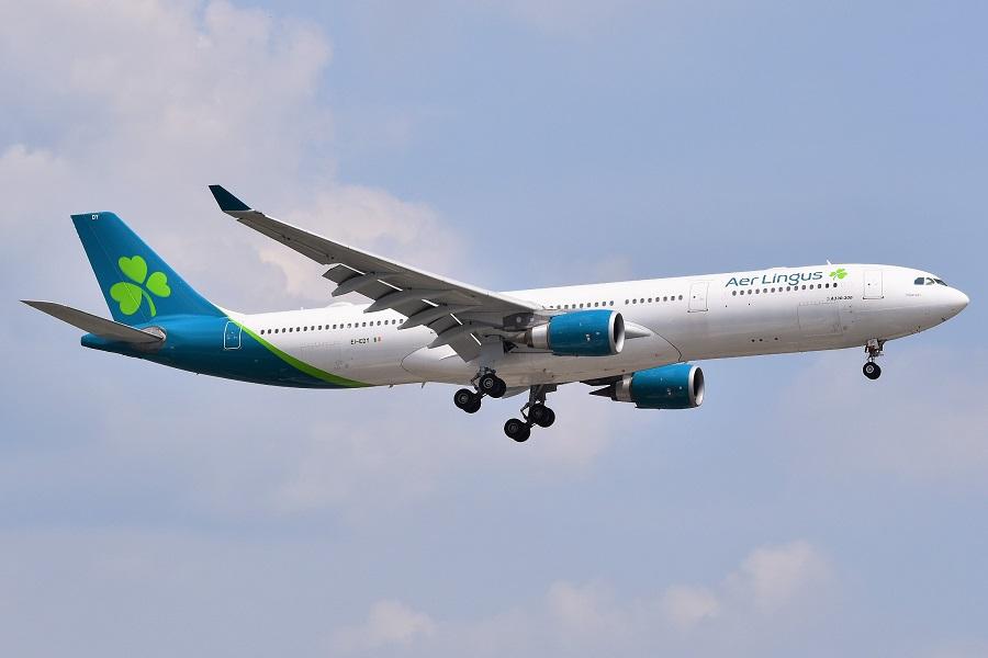 Why Do Crowds At Airports Cause Flight Cancellations?