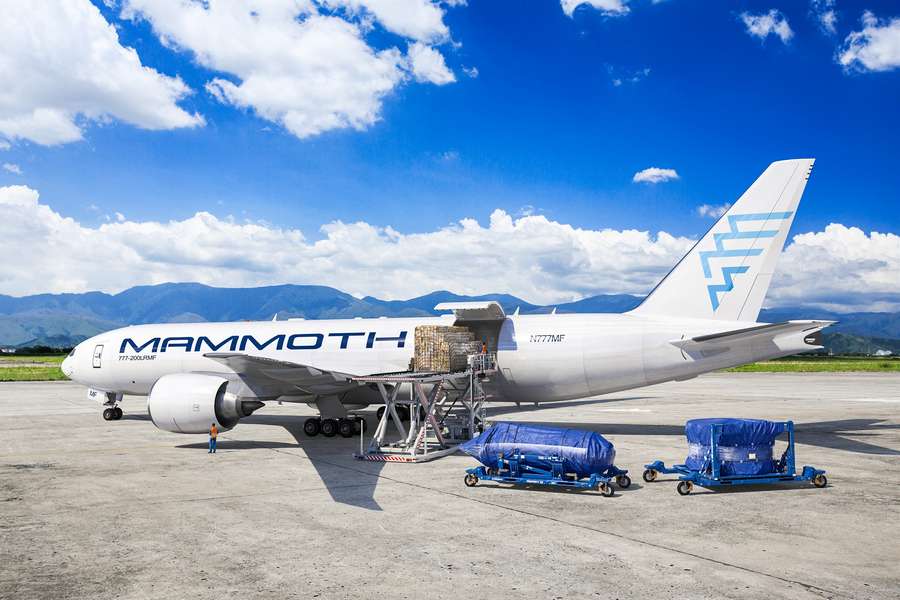 Mammoth Joins The 777 Freighter Conversion Scene?