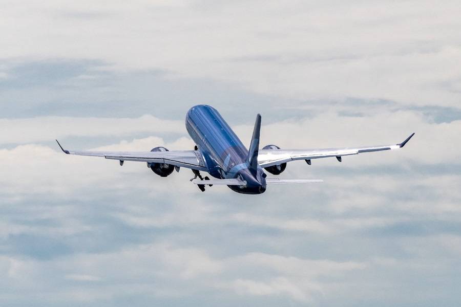 Breeze Airways Presents First Airbus A220-300