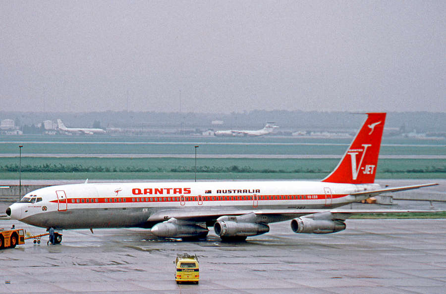 Why Did Boeing Originally Skip The 717 Designation?