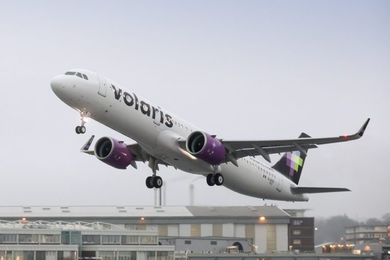 INCIDENT: A320neo Go-Around 150 Ft Over Another A320!
