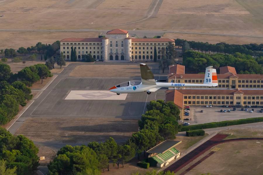 Euroglider – Electric Flight To Cut Training Costs?