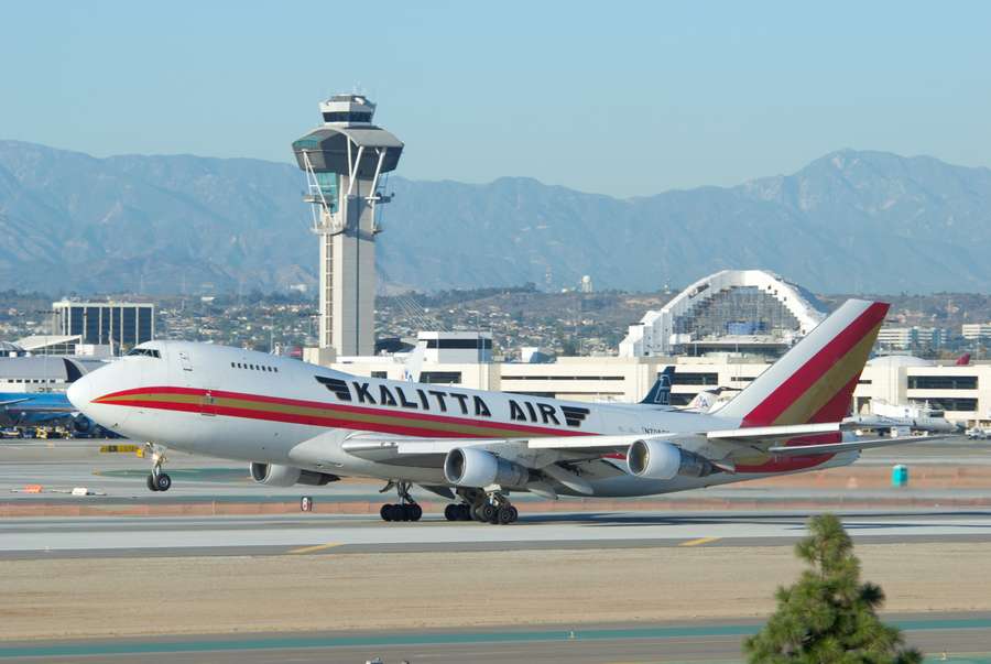 ACCIDENT: Missing 747 Panel Causes Serious Damage!