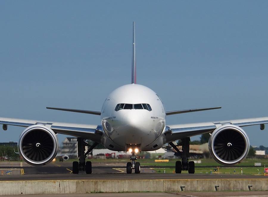 INCIDENT: Boeing 777 Elevator Locked Out In Flight!