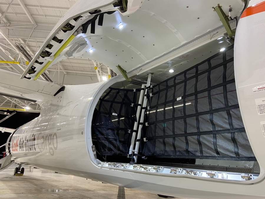 Small Plane, Big Door: The New (?) Air Inuit Dash8-300