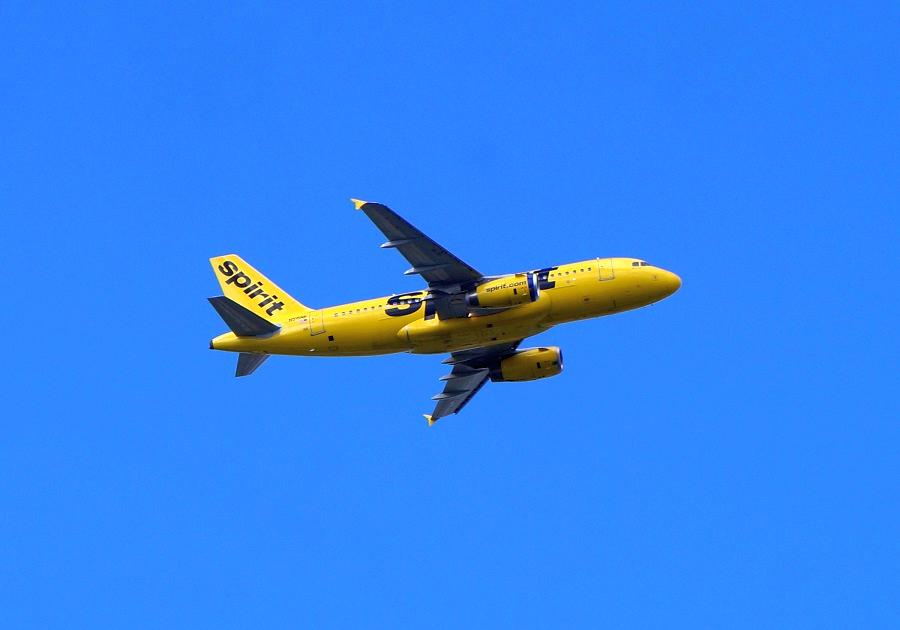 INCIDENT: Spirit A319 Loses Electronics In Flight!