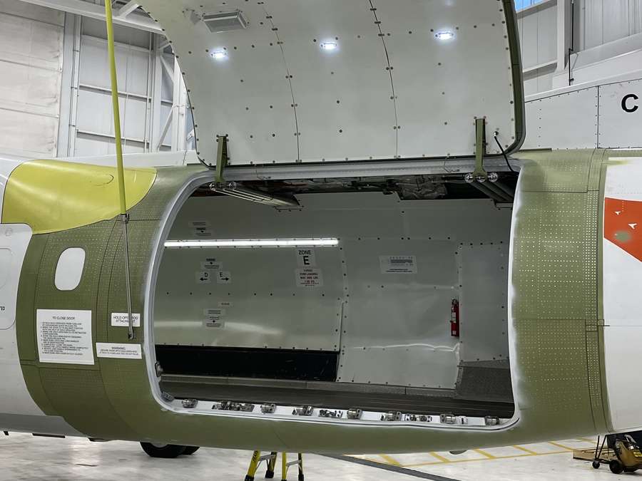 Small Plane, Big Door: The New (?) Air Inuit Dash8-300