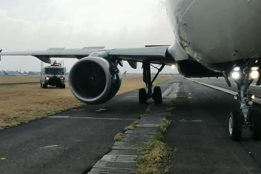 INCIDENT: Delta Air Lines A319 Runway Excursion!