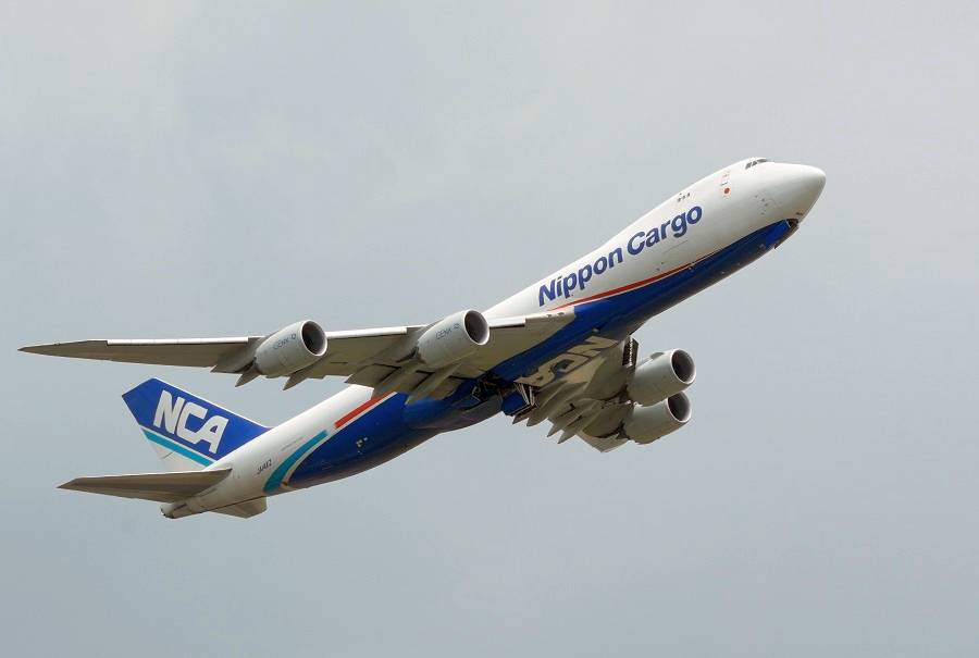 INCIDENT: 747-8 Freighter Loses Part Before (?) Landing