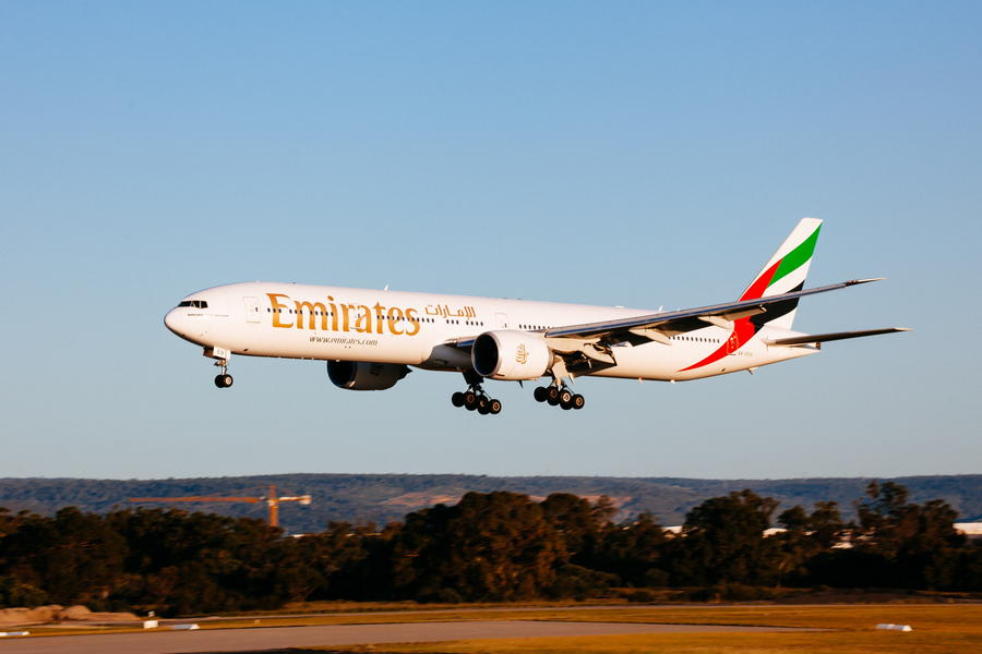 Emirates Could Cancel 777X Order Over Delays!