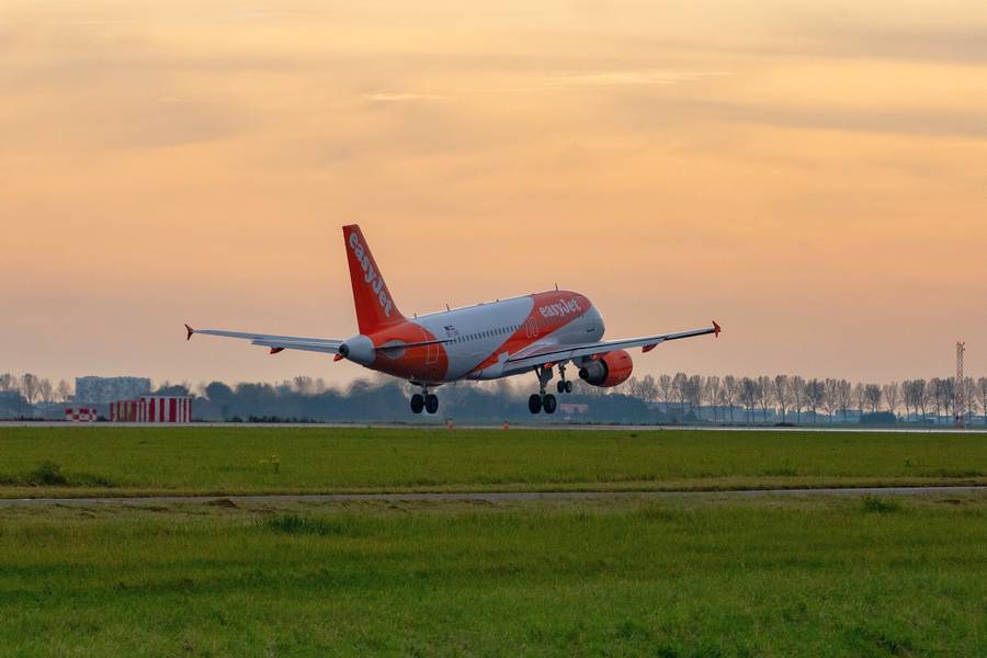 UK Airport Slot Rules Will Be At 70-30% This Summer!