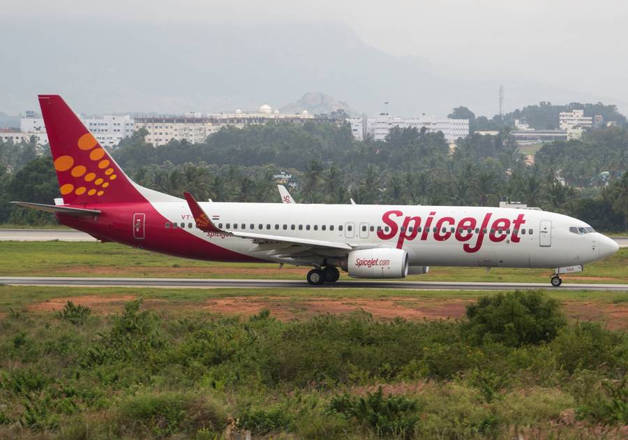 ACCIDENT: Turbulence Hospitalizes 737 Passengers!