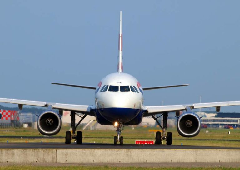 A319 Crew Has Navigation Issues Due To Bumpy Runway!