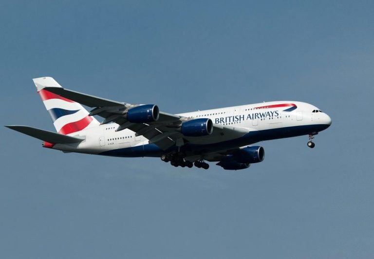 INCIDENT: Water Leak Drenches A380 Passenger Cabin!