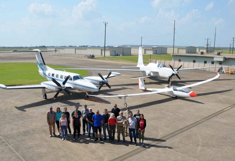 Airbus To Test Hydrogen Contrails With… Glider!