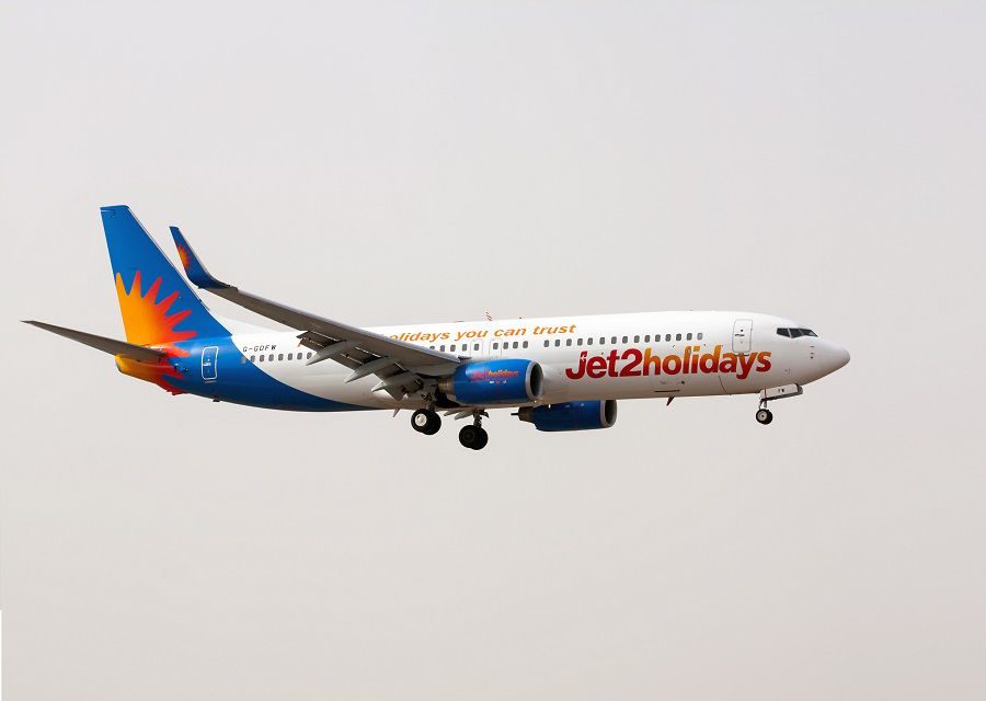 INCIDENT: 737 Diverts After Pilot Incapacitation