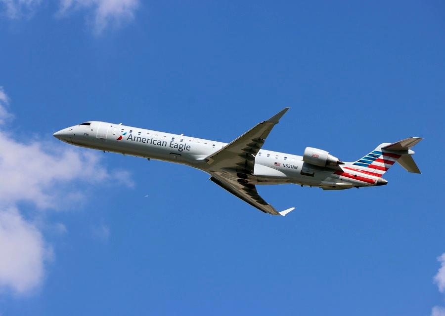 American Eagle TCAS RA Maneuver Injures 2 Crew