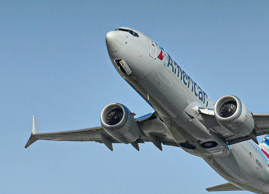 INCIDENT: JetBlue & American Jets Get Too Close