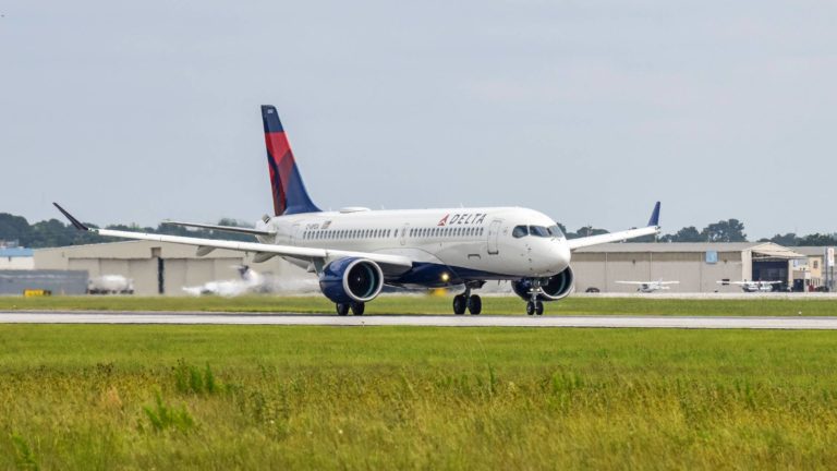 Delta Air Lines Orders More Airbus A220s