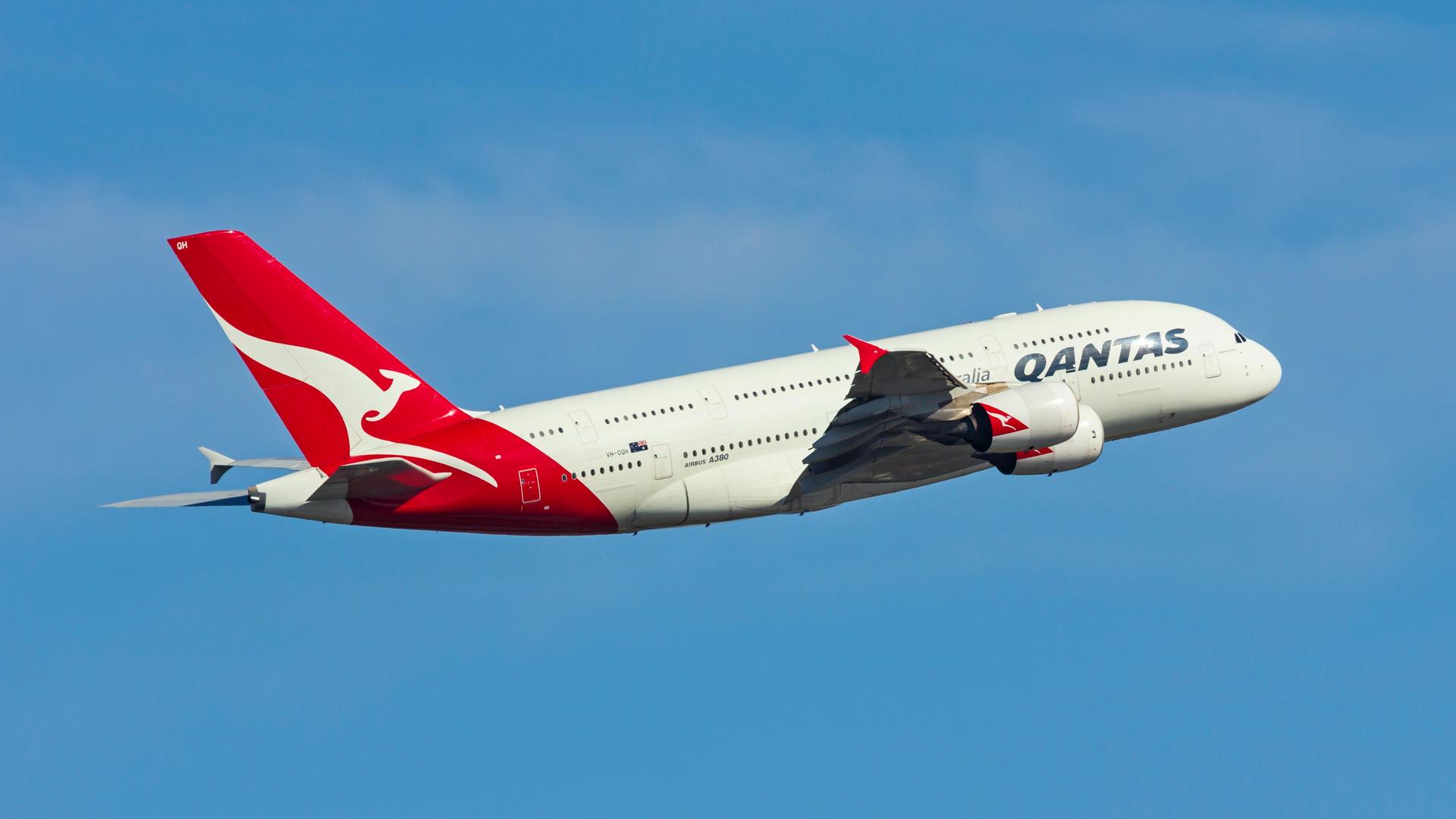 Beyond the A380: Qantas Gets More Boeing 787s, Airbus A350s