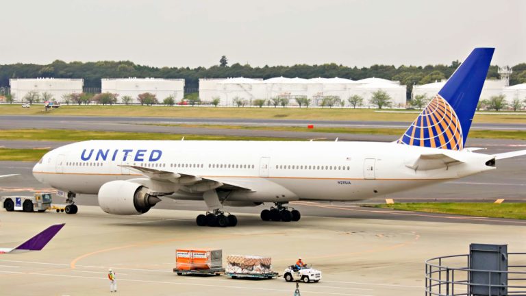 NTSB Releases Final Report On United 777 Dive Over Hawaii