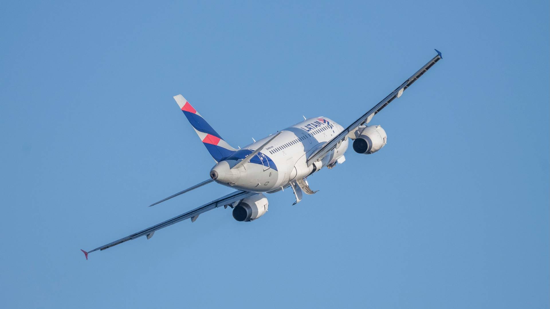 INCIDENT: Airbus A319 Loses Main Gear Wheel!